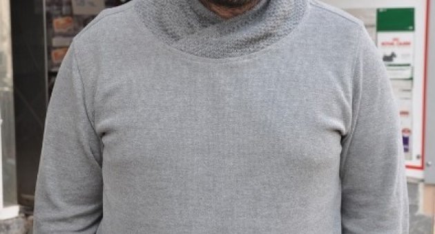 Yerin Altında Yarım Saat Kaldılar