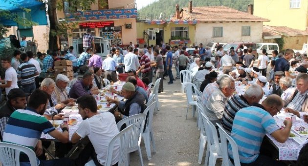 Yeşil Hoca Anıldı