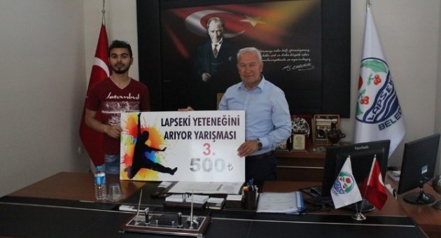 Yetenek Yarışmasını Kazananlar Ödüllerini Aldı