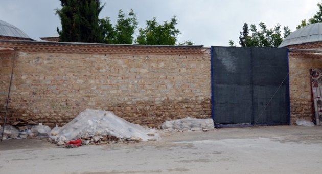 Yıkılan Duvar 435 Yıllık Değilmiş