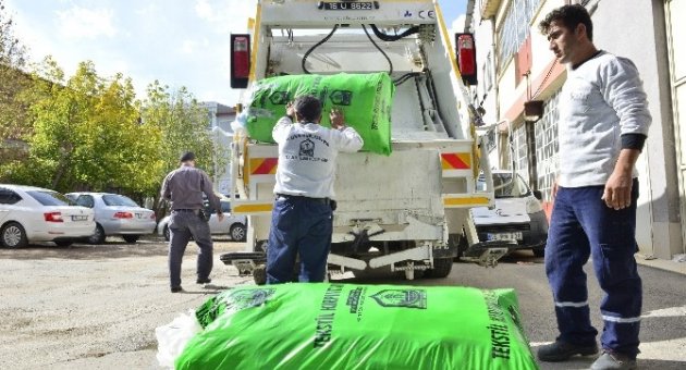 Yıldırım Belediyesi Tekstil Atıklarını Topluyor