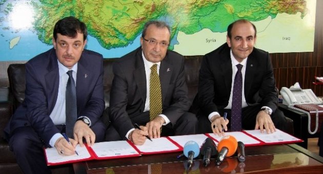 Yıldırım’da Okuma Yazma Bilmeyen 17 Bin Vatandaş Okuma Yazma Öğrenecek