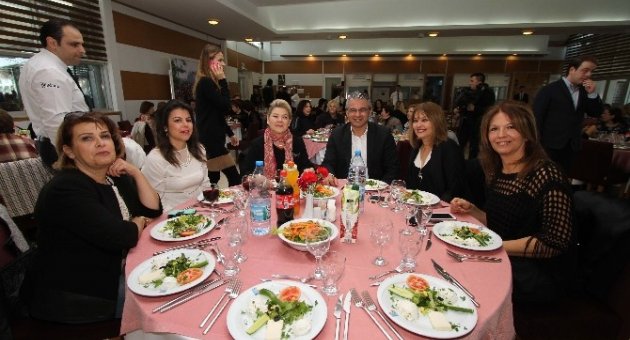 “karşıyaka’nın Filizleri”ne Stk’lardan Tam Destek