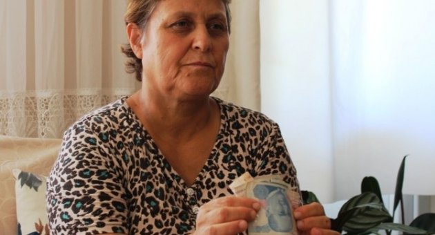 Yolda Bulduğu Parayı "kurban Parasıdır" Diyerek Polise Teslim Etti