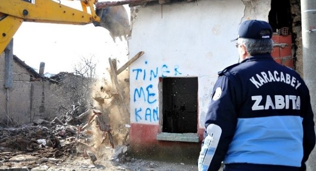 “tiner Mekanı”na Belediye Kepçesi