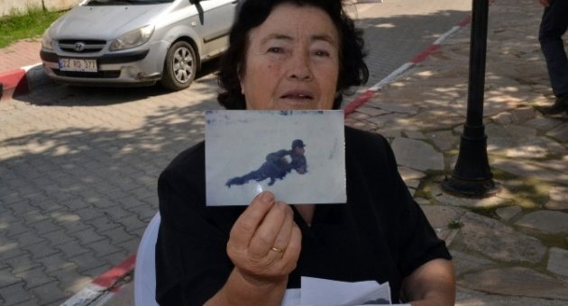Yunan Anne 38 Yıldır Kayıp Olan Oğlunu Türkiye’de Arıyor