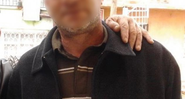Yurttan Kaçan Kızını Bıçakla Öldürdü