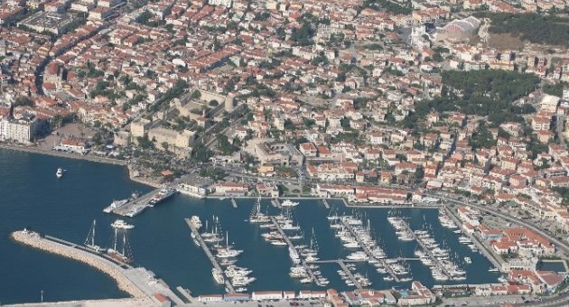 “yat Sahipleri Ailelerine Çok Düşkün”