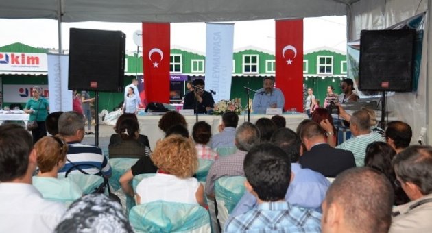Zahit Atam Ve Seçkin Serpil Kiraz Festivali Kapsamında Süleymanpaşalılarla Buluştu