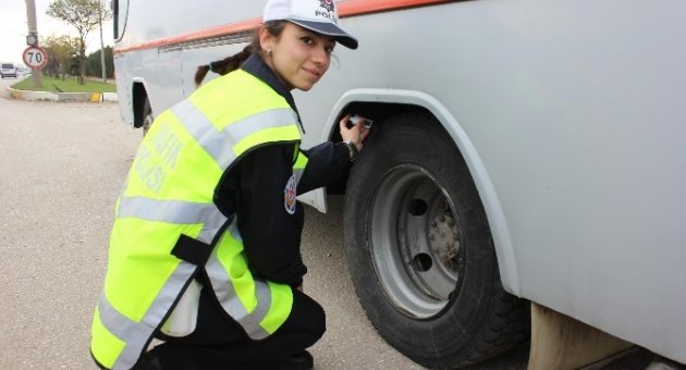 Zorunlu ’kış Lastiği’ Uygulaması Başladı