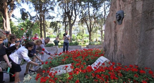 Zübeyde Anaya Koştular