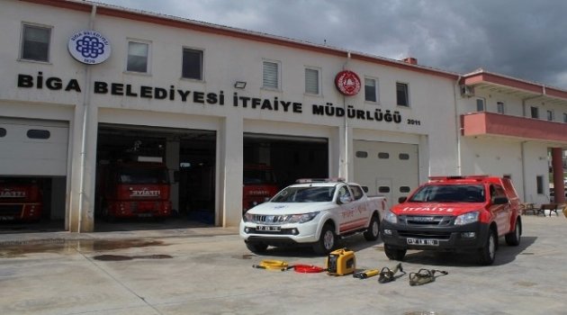 Biga İtfaiye Müdürlüğü'ne Hizmet Aracı Ve Kaza Kırım Malzemeleri Alındı