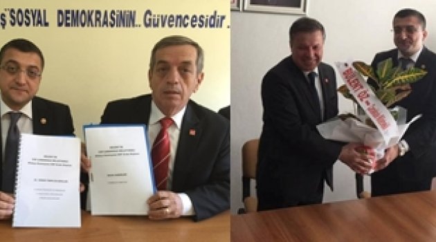 Bülent Öz CHP Çanakkale  İl ve Merkez İlçe Örgütünü ziyaret etti