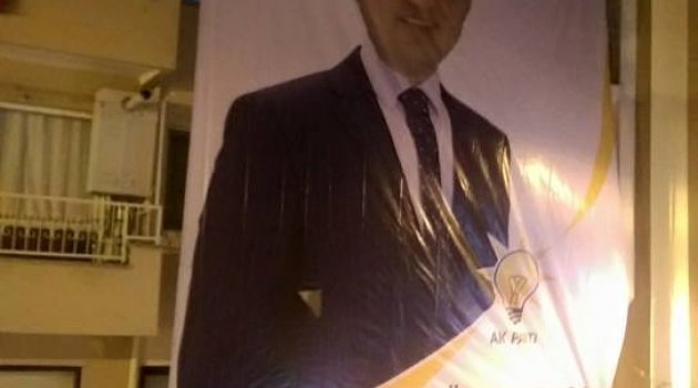 BÜLENT TURAN’IN POSTERİNİ ASTIRTMADILAR!