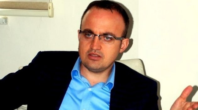 Bülent  Turan'dan düşündürücü twit!