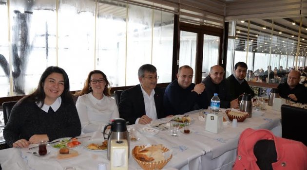 Çanakkale AK Parti Merkez İlçe KAHVALTI PROGRAMINDA BİR ARAYA GELDİ