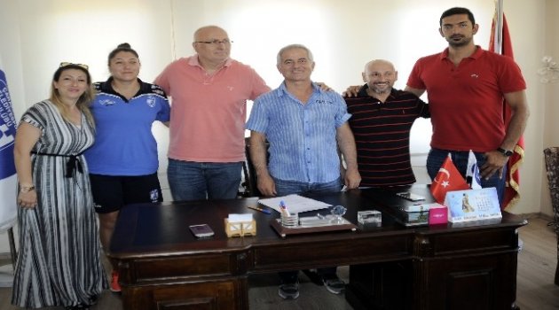 Çanakkale Belediyespor Teknik Kadro İle Sözleşme Yeniledi
