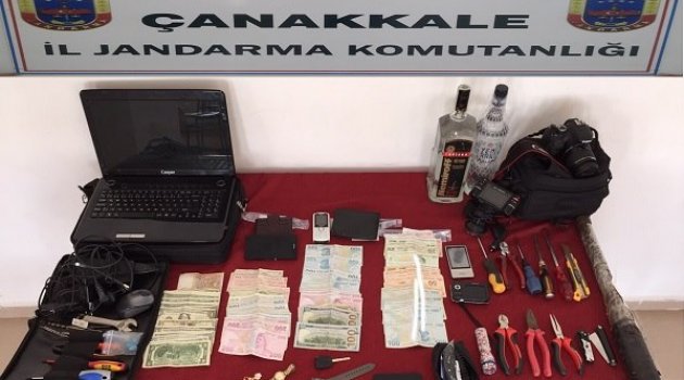 Çanakkale'de 14 otomobili soyan Otomobil Fareleri Yakalandı