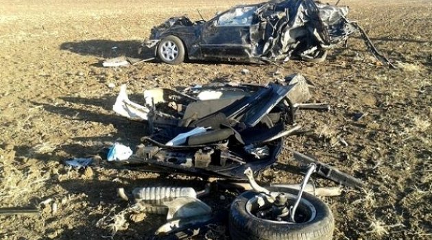 Çanakkale'de Korkunç Kaza 1 Ölü 1 Yaralı