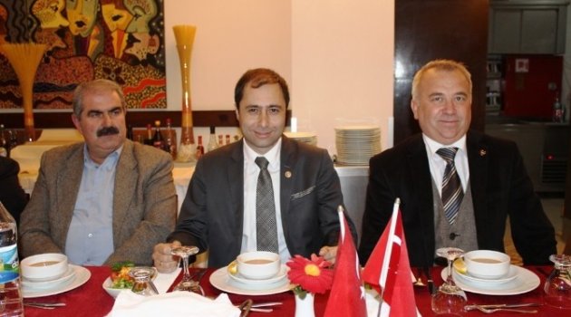 Çanakkale'de Merkez Sağ Kürşat Tuna Dedi..