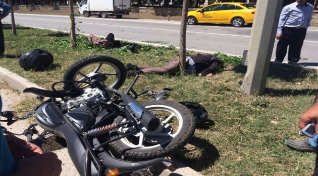 Çanakkale'de Trafik Kazası: 1 Ölü 1 Yaralı