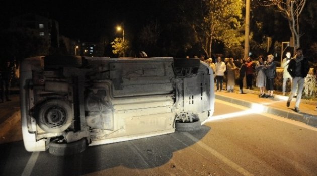 Çanakkale'de Trafik Kazası; 2 Yaralı