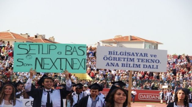 Çomü'den 'renkli' Mezuniyet