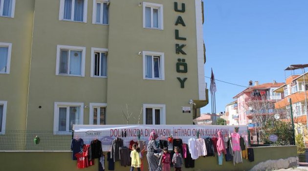 "DOLABINDA DURMASIN İHTİYACI OLAN KULLANSIN"
