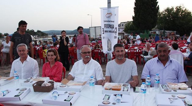 Fevzipaşa Mahallesi iftarda buluştu