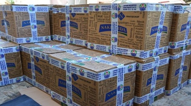 İhtiyaç Sahiplerine Yardım Kolisi Dağıtıldı