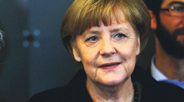 Merkel’den Çipras’a telegraflı kutlama