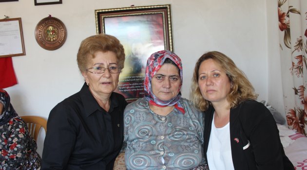 MHP Milletvekili Adayı Hatice Korkmaz 'dan Şehit Annesine ziyaret