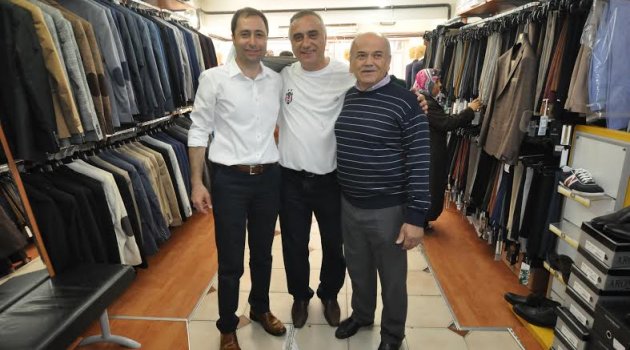 Milletvekili adayı Tuna esnafları gezdi .