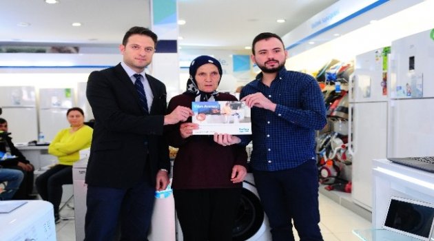 Şehit Annesi ‘Yılın Annesi' Seçildi