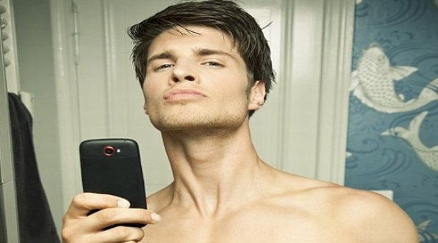 Sürekli selfie paylaşan da 'problem' olabilir!