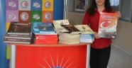 Çomü Kütüphanesine Kitap Bağışları