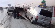 Kar Yağışı ve Buzlanma Sürücülere Zor Anlar Yaşattı