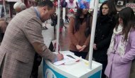 Uygur Türkleri İçin Düzenlenen İmza Kampanyası Sona Erdi
