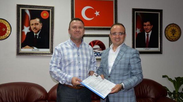 Turan, adaylık başvurusunu Ak Parti Çanakkale İl Başkanlığına Yaptı.