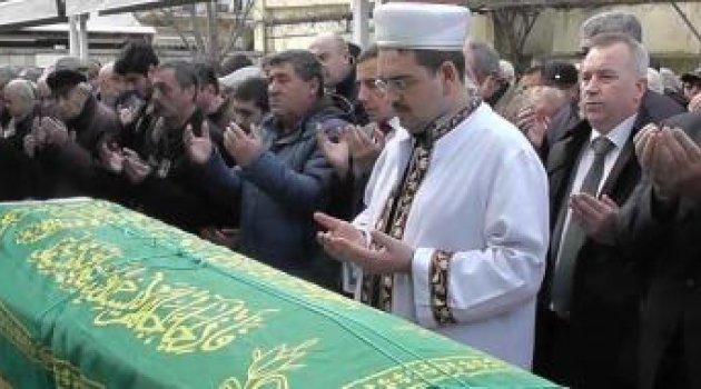 Türkiye’nin İlk Kokartlı Turist Rehberi Vefat Etti