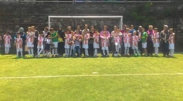 Umurbey’de Anneler Ve Oğulları Futbol Maçında Buluştu