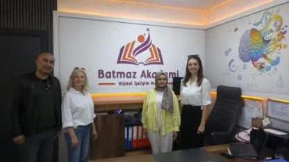 Eğitime Katkı Eli Batmaz Akademiden Geldi