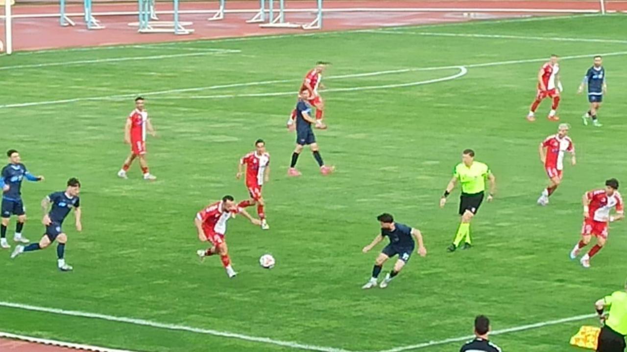 LİDER FARKLI KAZANDI