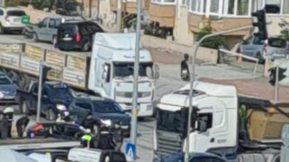 Çanakkale Adliye Kavşağı’nda Işıkların Sönmesi Kazaya Yol Açtı