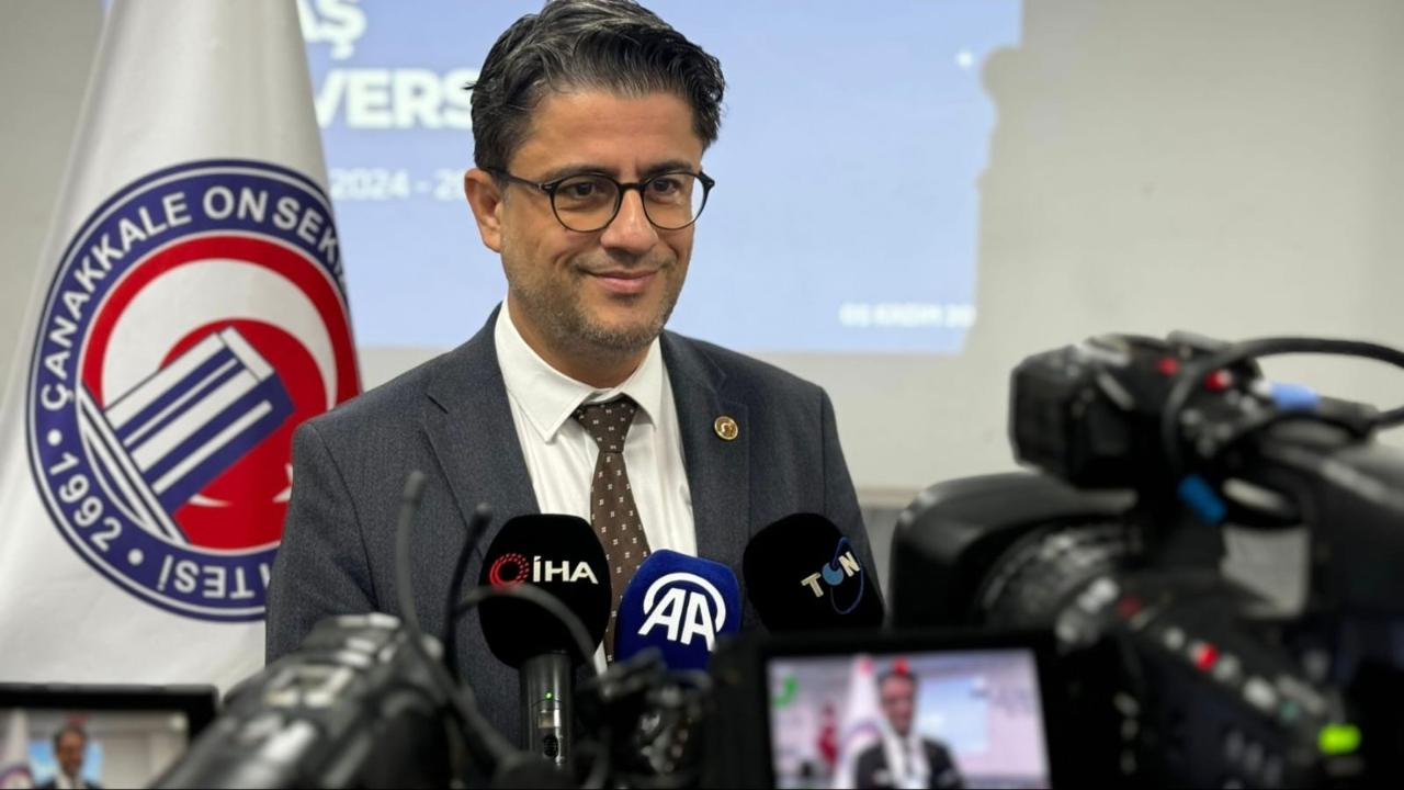 ÇOMÜ’DEN GURUR TABLOSU: TÜRKİYE’NİN DEVLER LİGİNDE 12 KATEGORİDE İLK 20’DEYİZ!