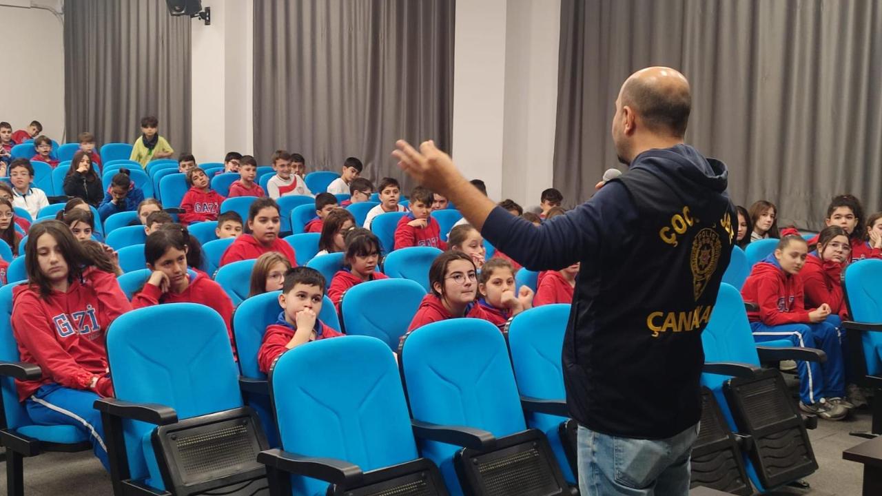 GAZİ’DE AKRAN ZORBALIĞI EĞİTİMİ