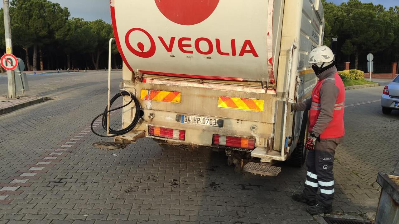 Konteyner Yıkama ve Dezenfekte Çalışmaları Aralıksız Sürüyor