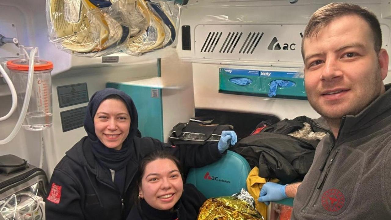Ambulansta Gerçekleşen Doğum: 112 Ekibimizden Başarılı Müdahale