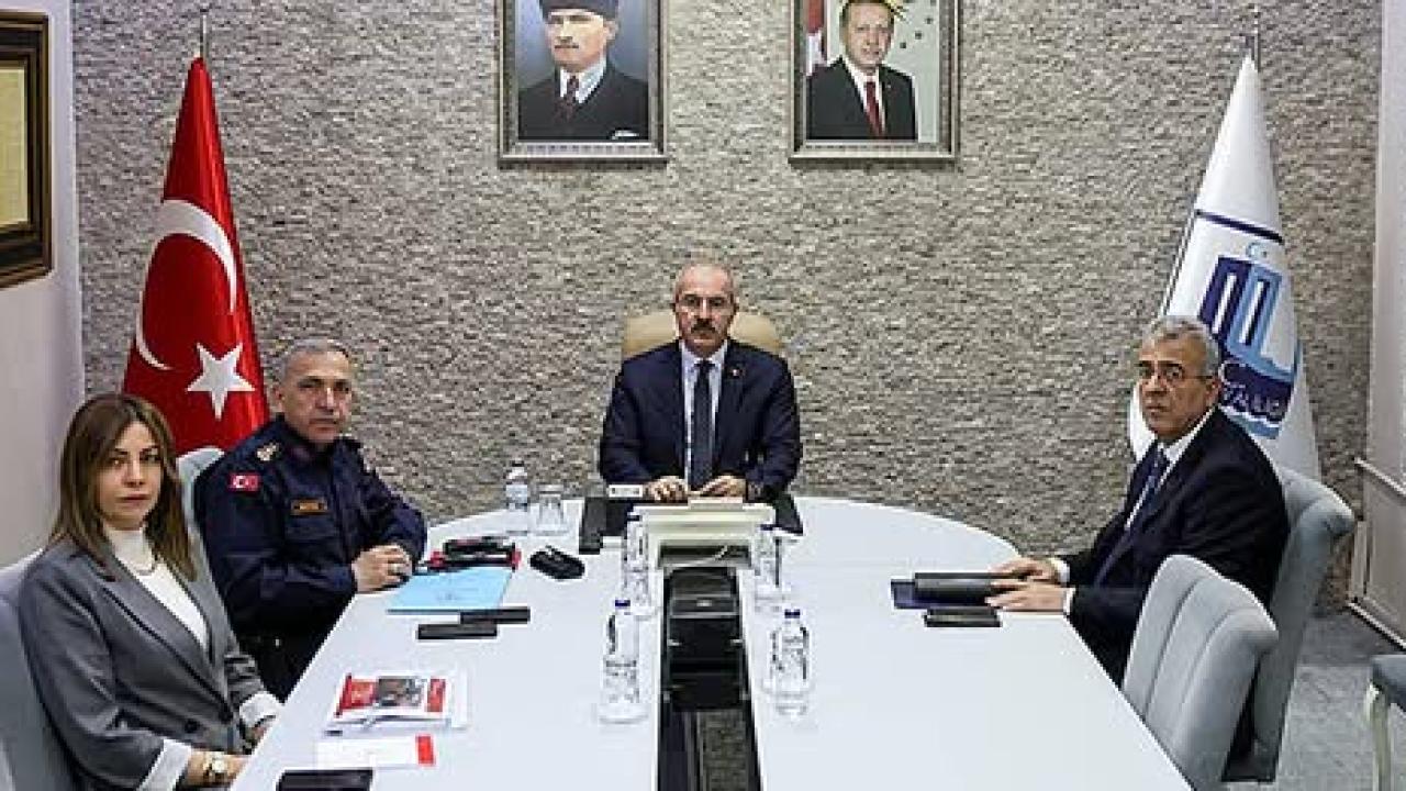 OKULLARDA GÜVENLİK ÖNLEMLERİ VKS TOPLANTISINDA DEĞERLENDİRİLDİ